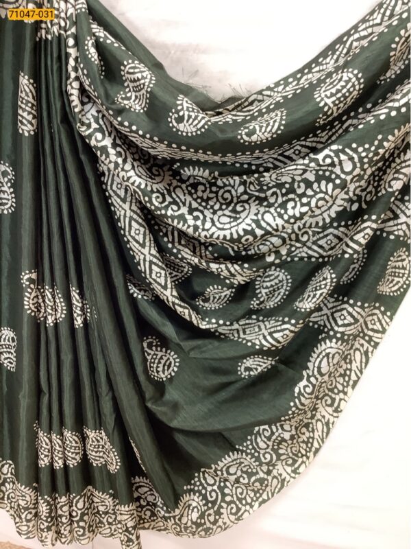 Butter Crape Silk Saree - Image 2